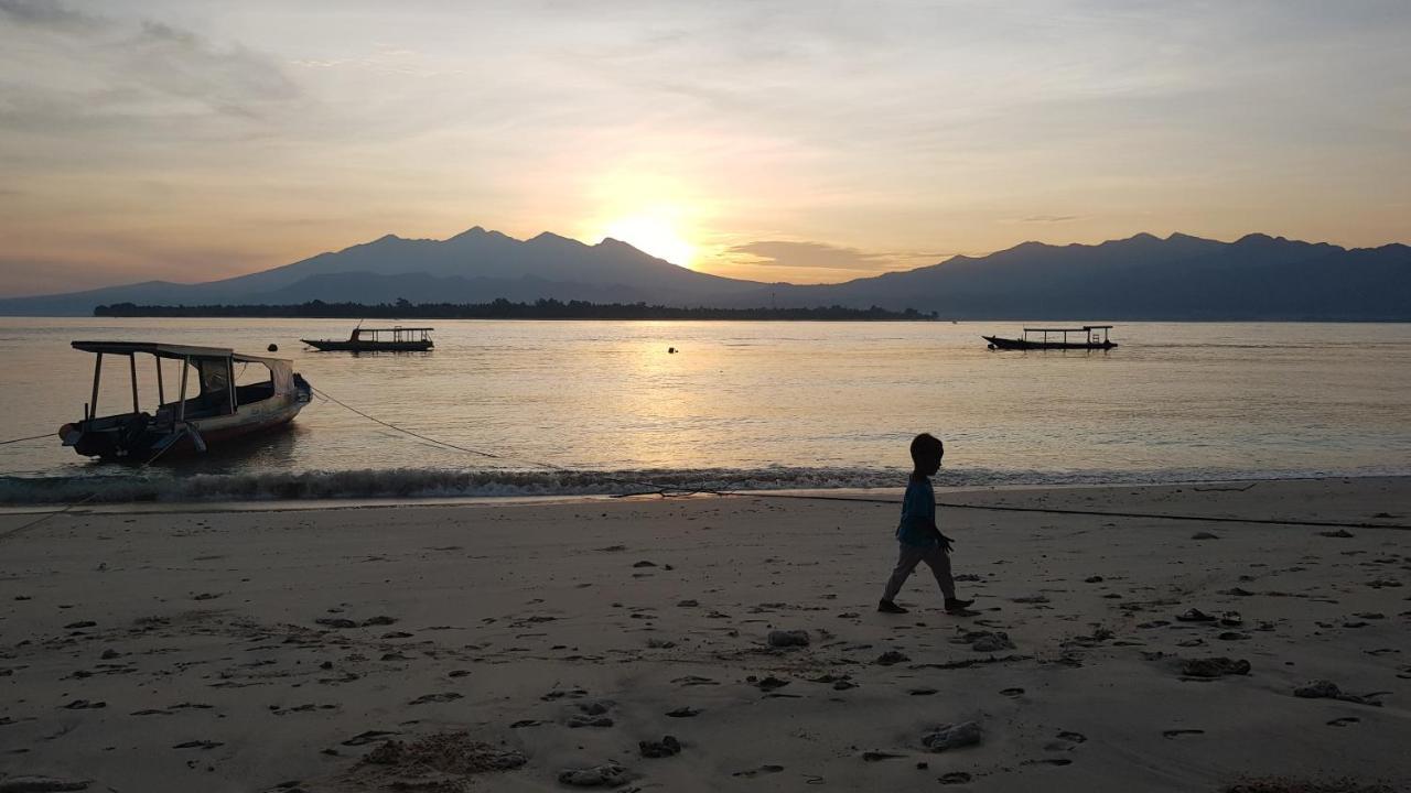 Run Gilis Apartamento Ilhas Gili Exterior foto